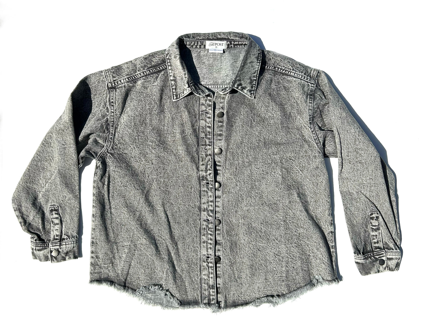 women's upcycled denim jacket: upcycled southwestern wool blanket remnant offwhite/blue