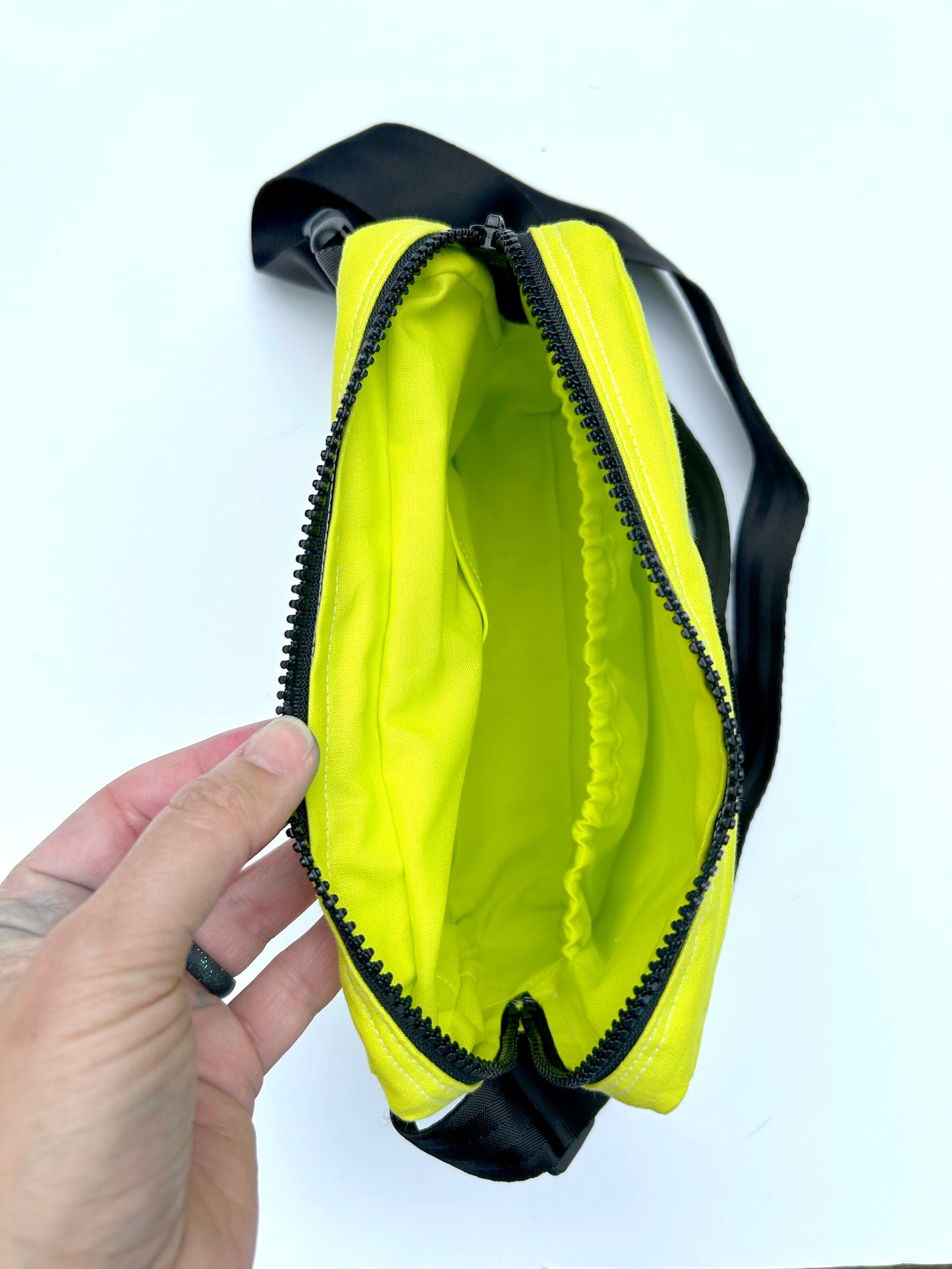 belt bag: cotton