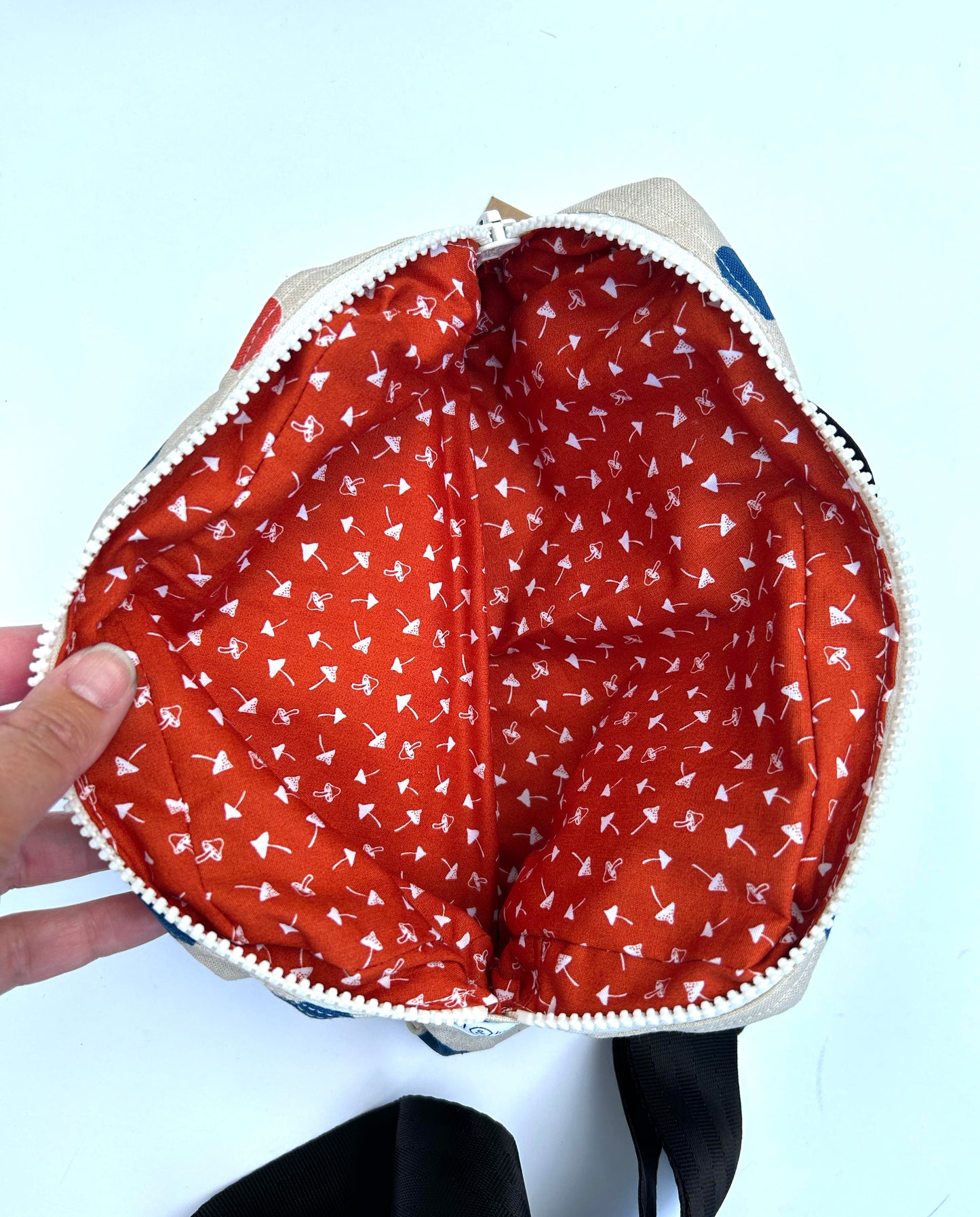belt bag: cotton