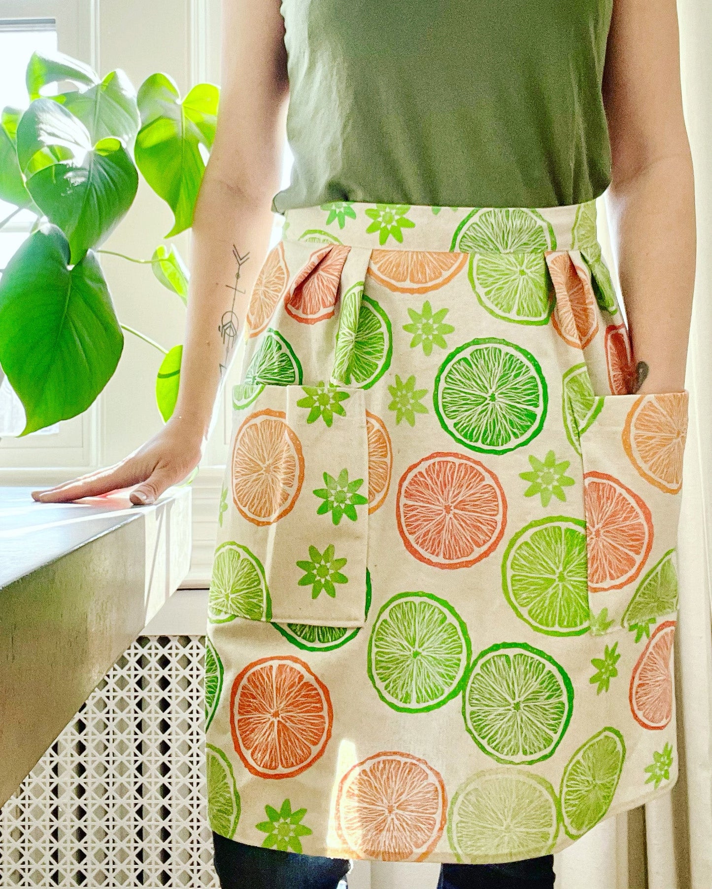 ombre citrus half apron: [CHEMlab collaboration]